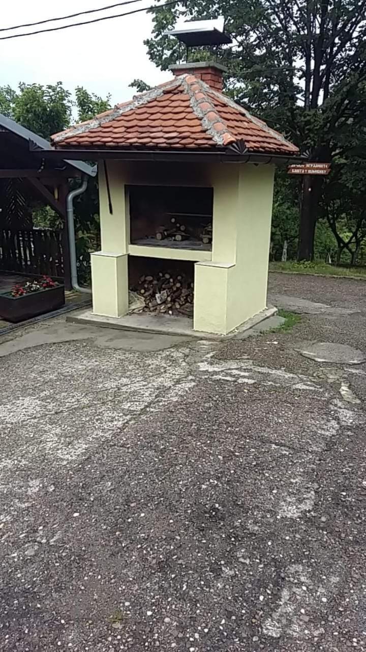 Lazarev Konak Banja Koviljača Esterno foto